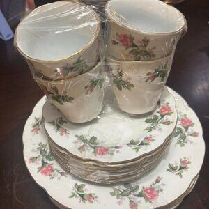 Chinatown Market Dinnerware